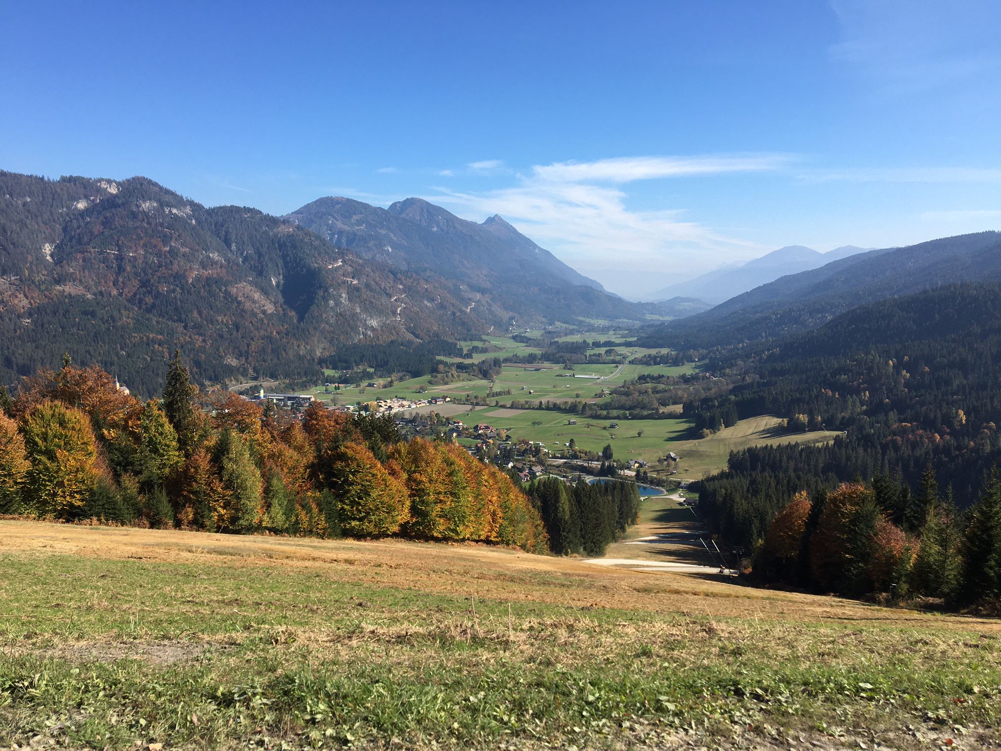Gitschtal im Sommer mit Blick von der Skipiste aus